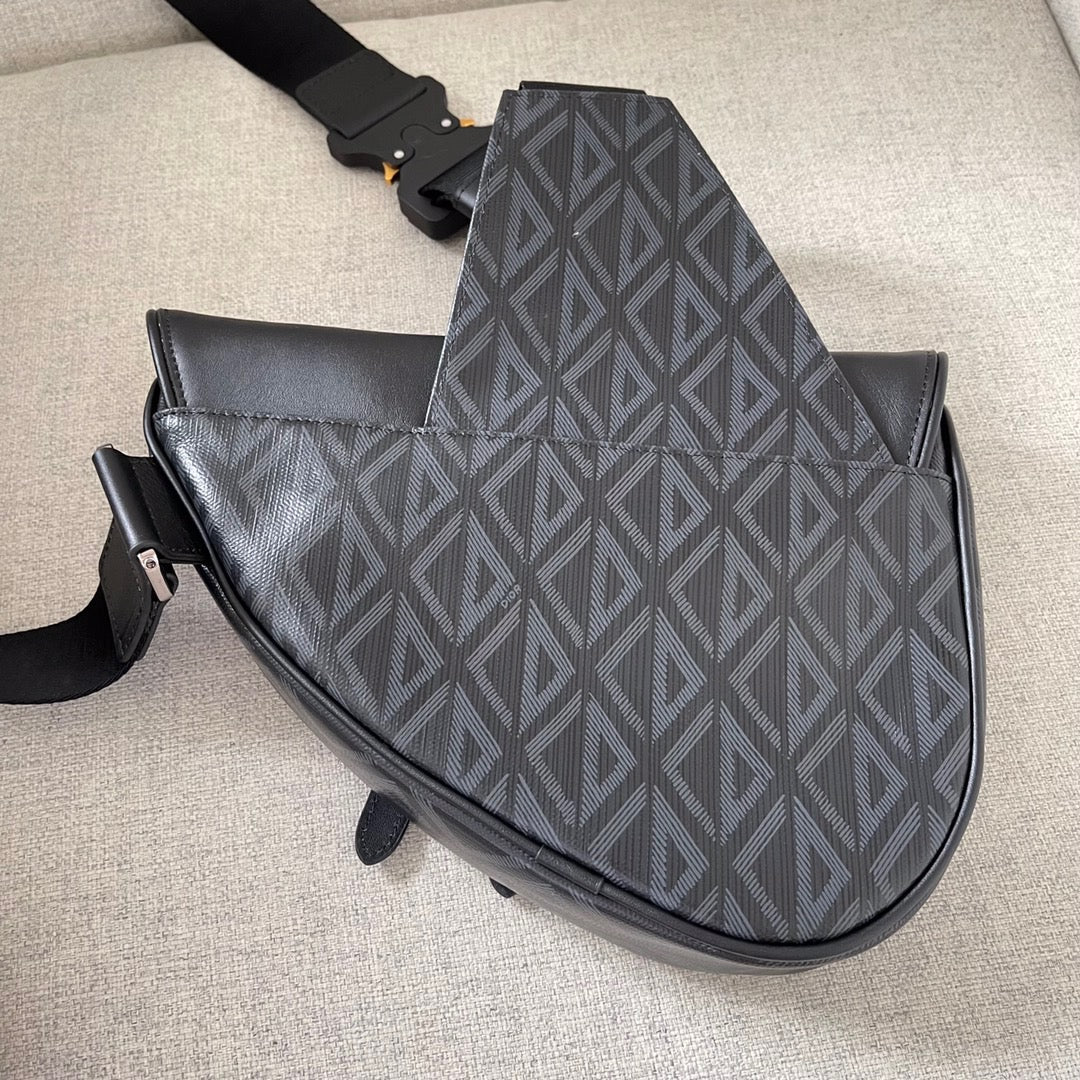 CD SADDLE BAG