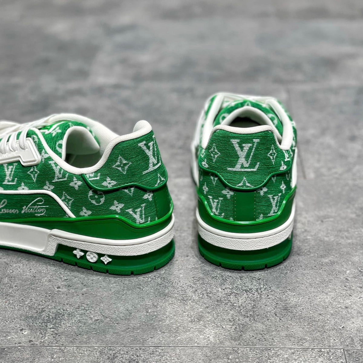LOU TRAINERS