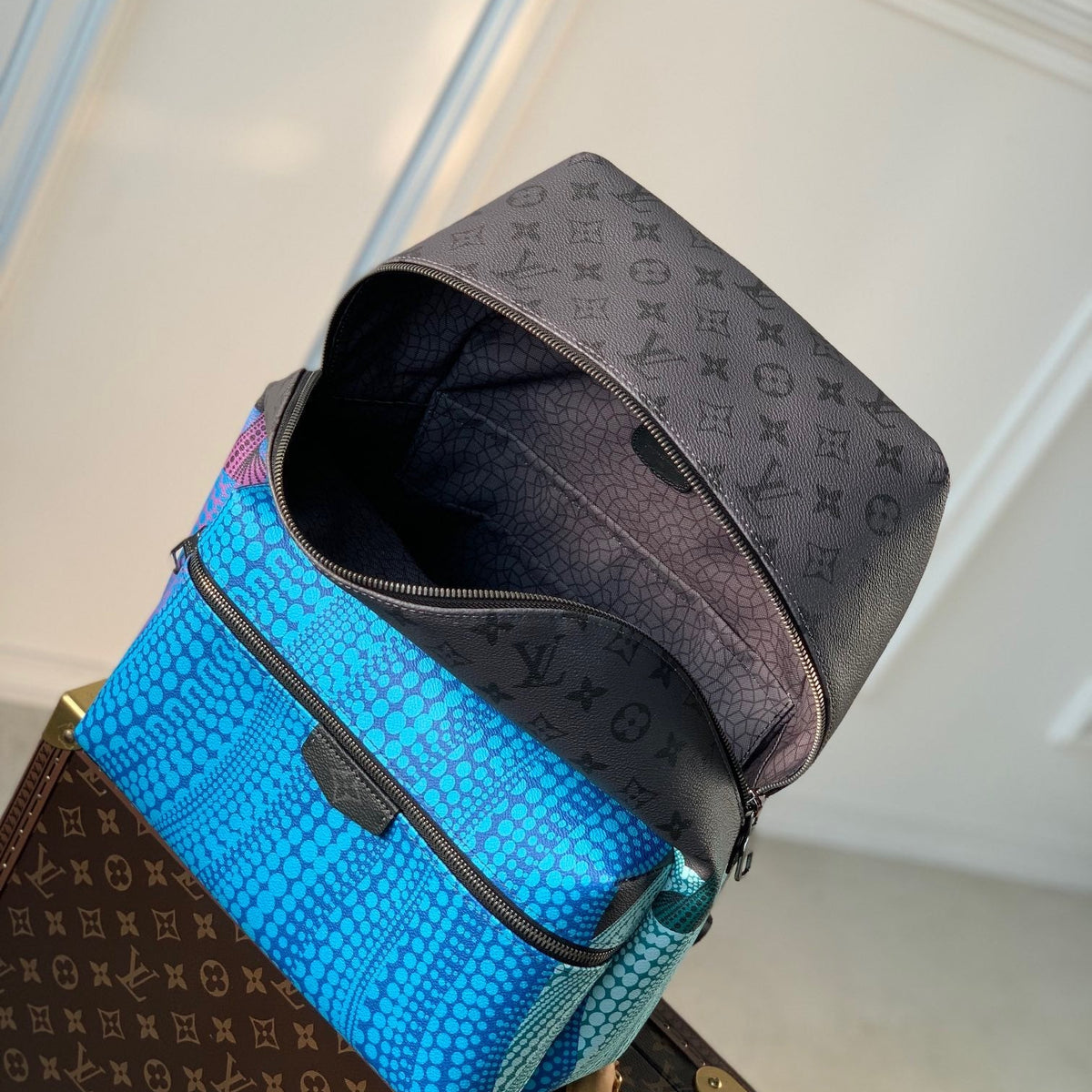 LOU DISCOVERY BACKPACK