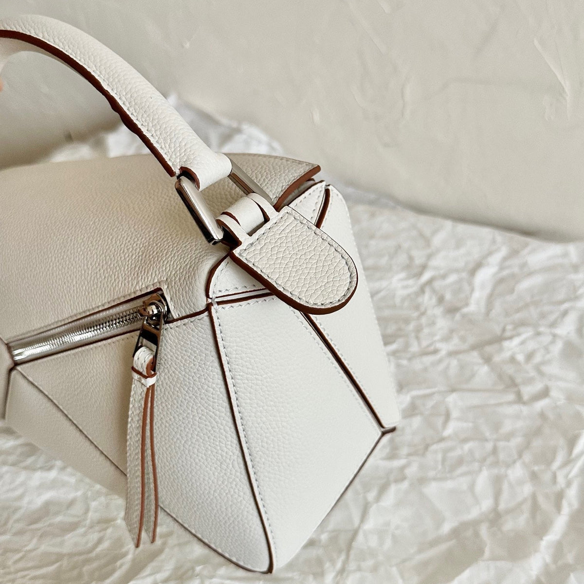 LOEW SMALL PUZZLE EDGE BAG