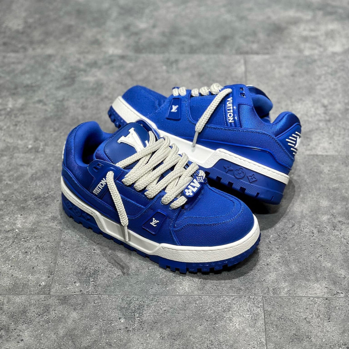 LOU TRAINERS