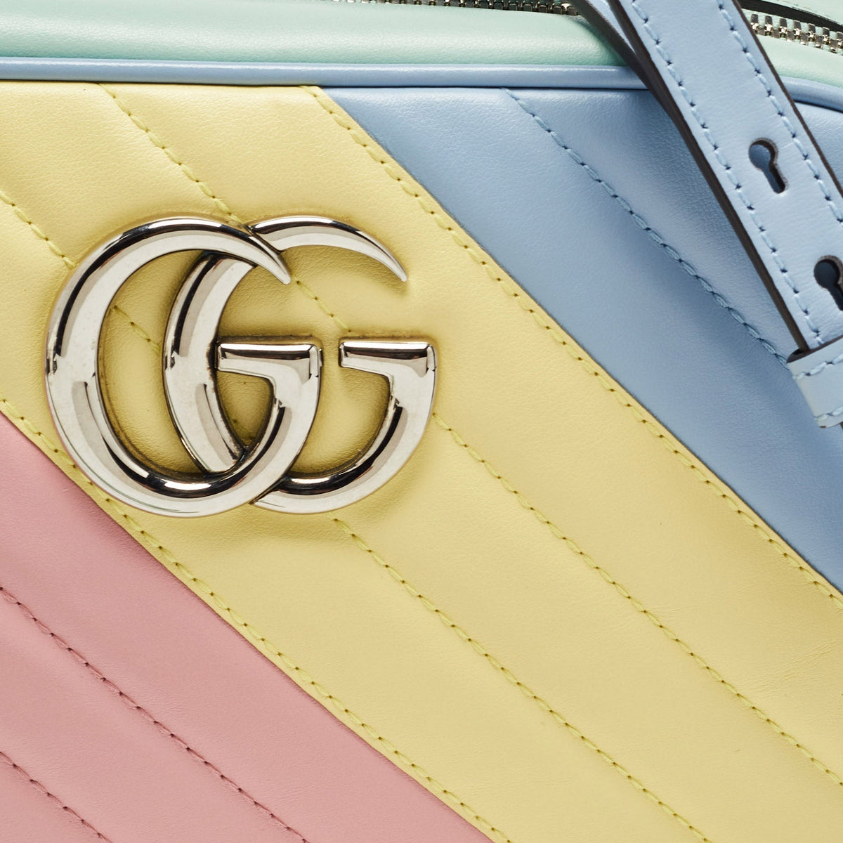 GUCCI Multicolor Matelasse Leather Small GG Marmont Shoulder Bag
