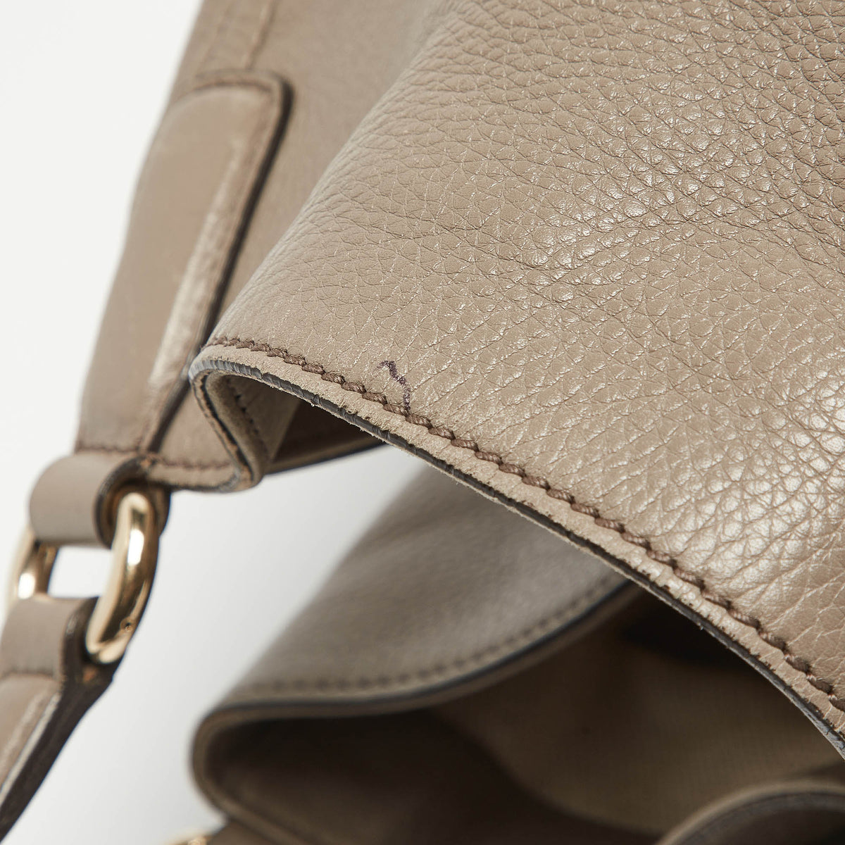 GUCCI Grey Pebbled Leather Medium Soho Shoulder Bag