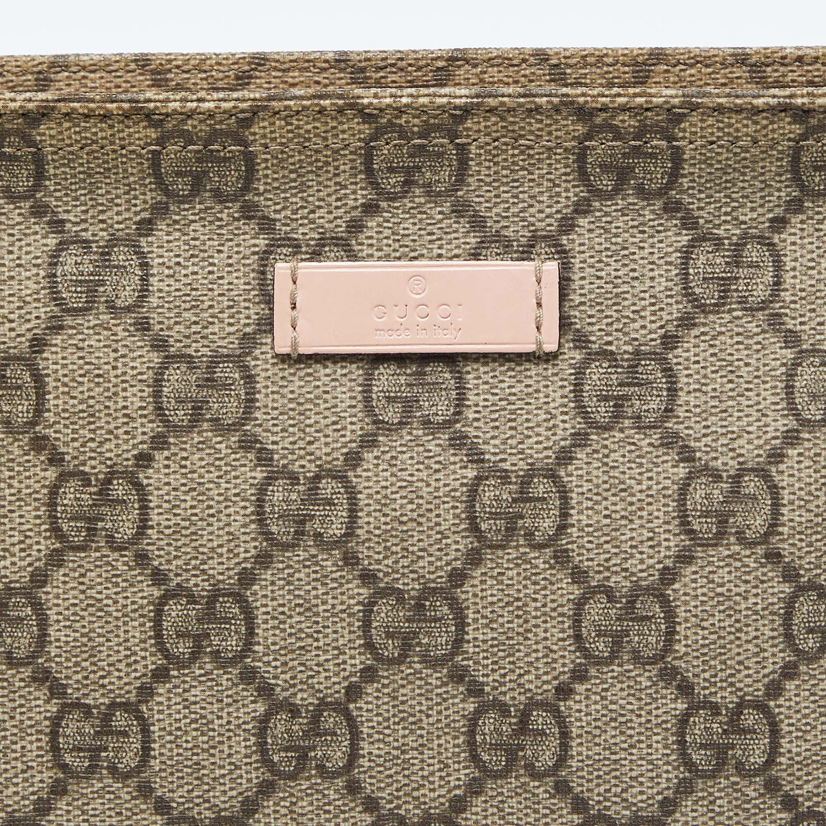 GUCCI Beige/Pink GG Supreme Canvas and Patent Leather Crossbody Bag