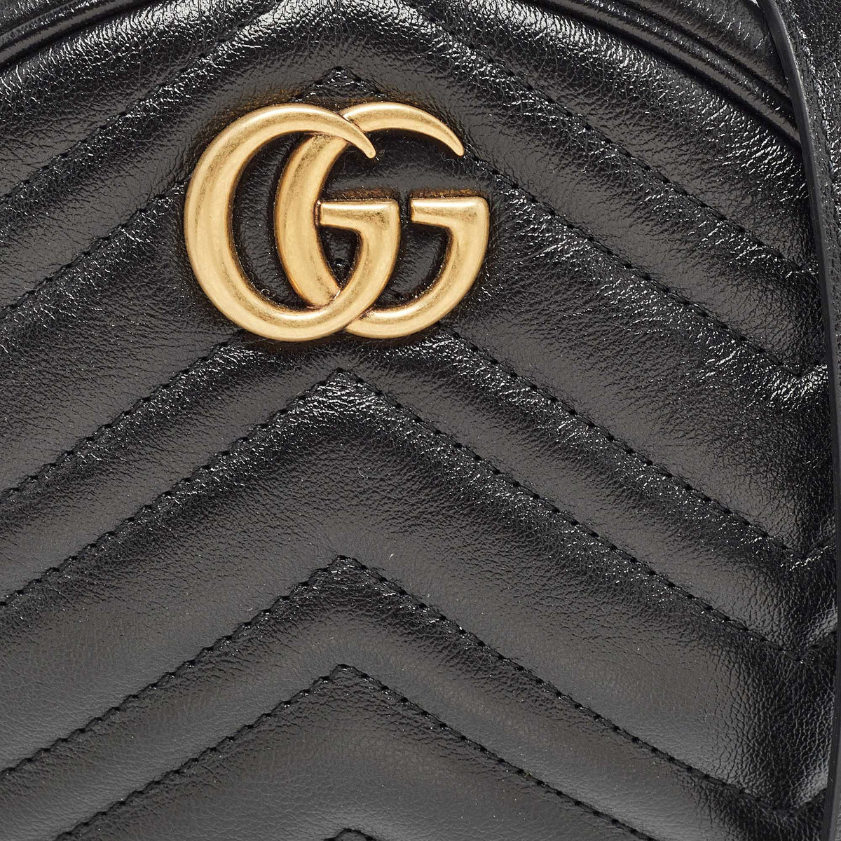 GUCCI Black Matelasse Leather Mini GG Marmont Round Shoulder Bag