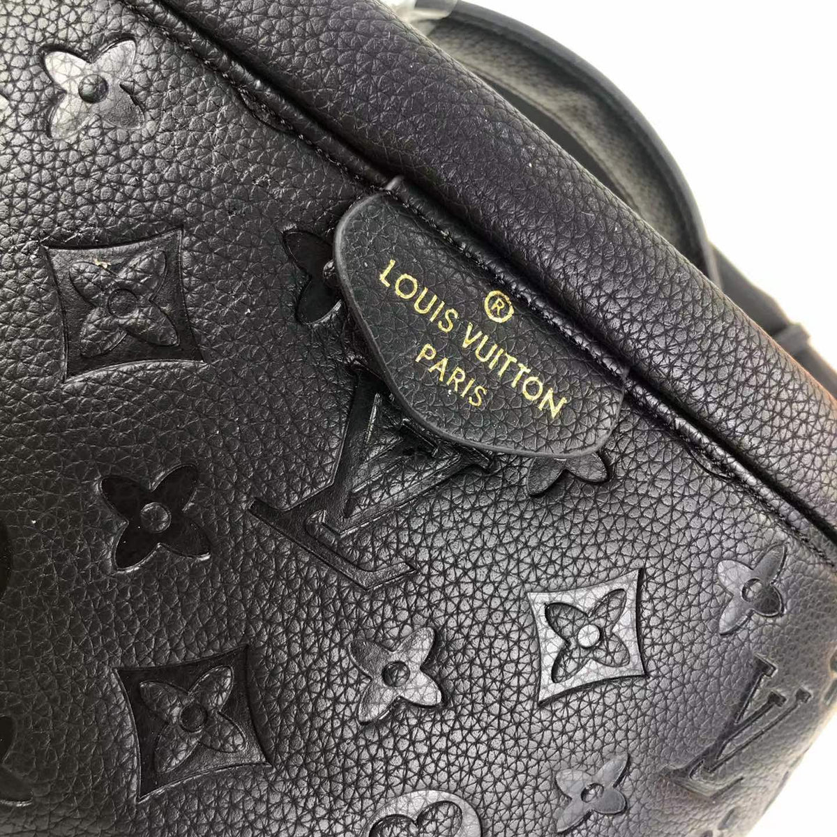 Elite Carryalls