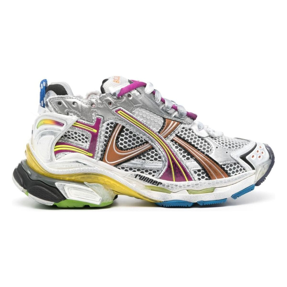 RUNNER SNEAKERS