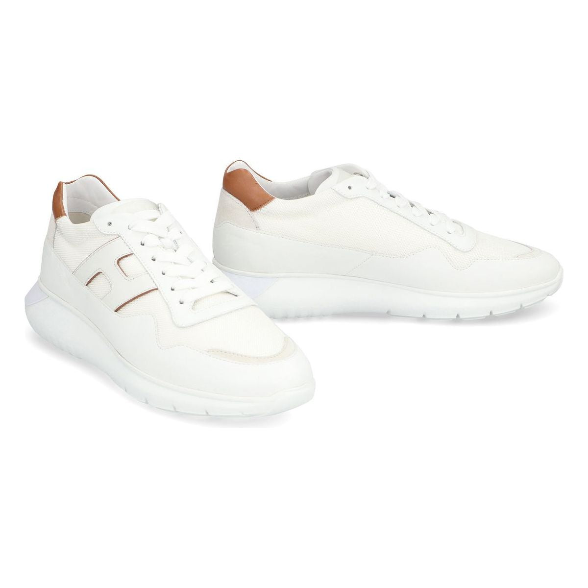 INTERACTIVE³ LOW-TOP SNEAKERS