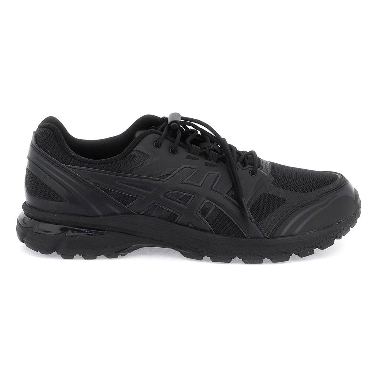 SNEAKERS X ASICS