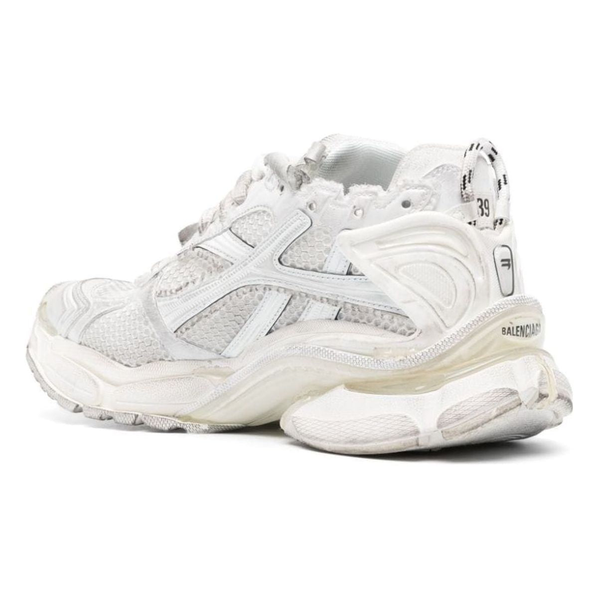 RUNNER SNEAKERS