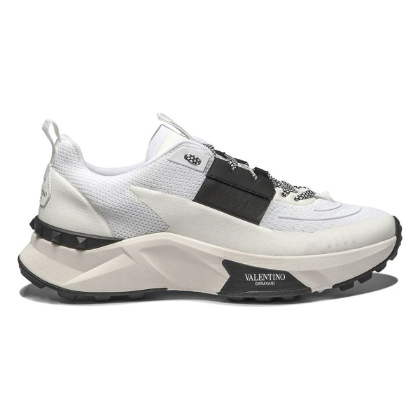 "TRUE ACT"  SNEAKERS