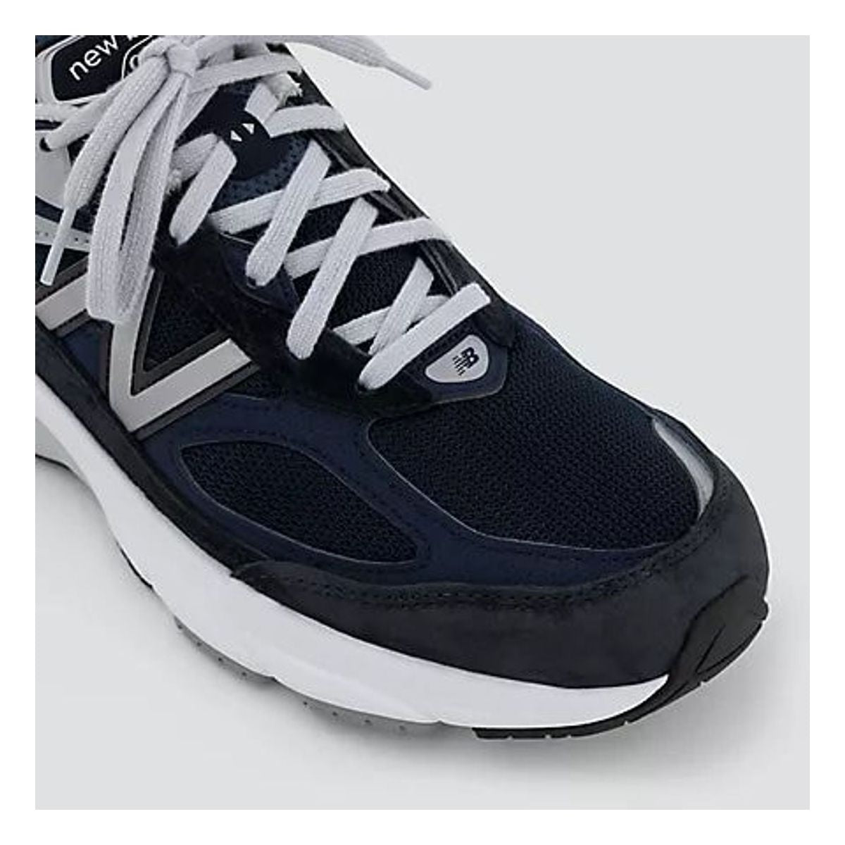 MADE IN USA 990v6