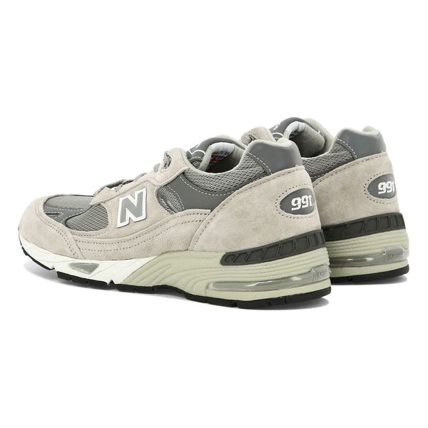 "MADE IN UK 1991" SNEAKERS