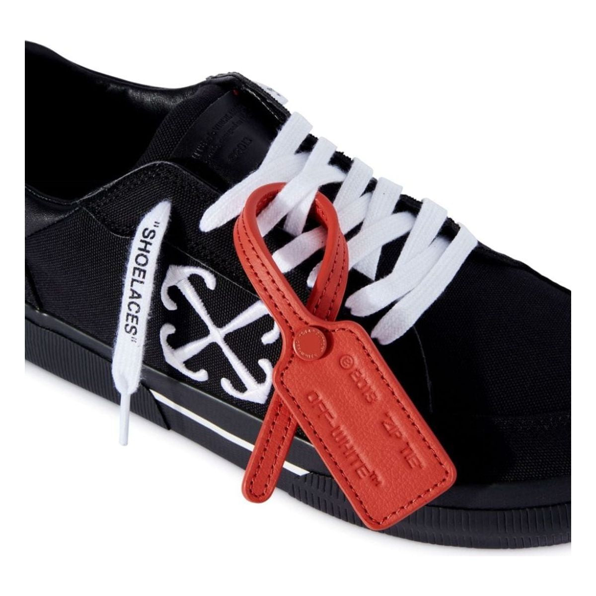 LOW VULCANIZED CANVAS SNEAKERS