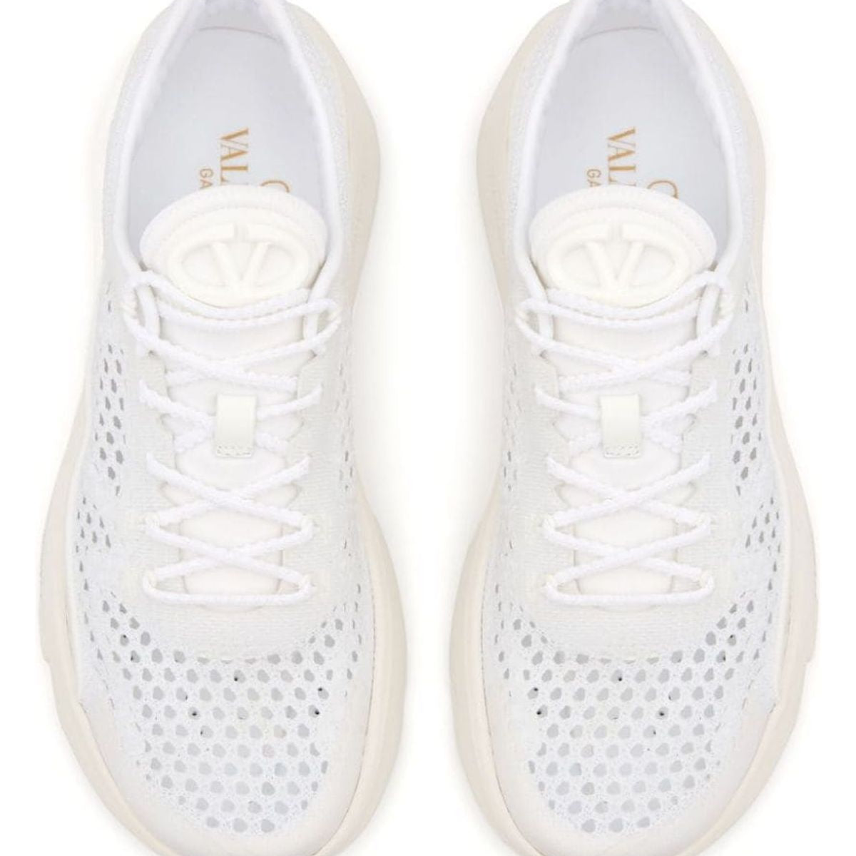 TRUE ACTRESS SNEAKERS