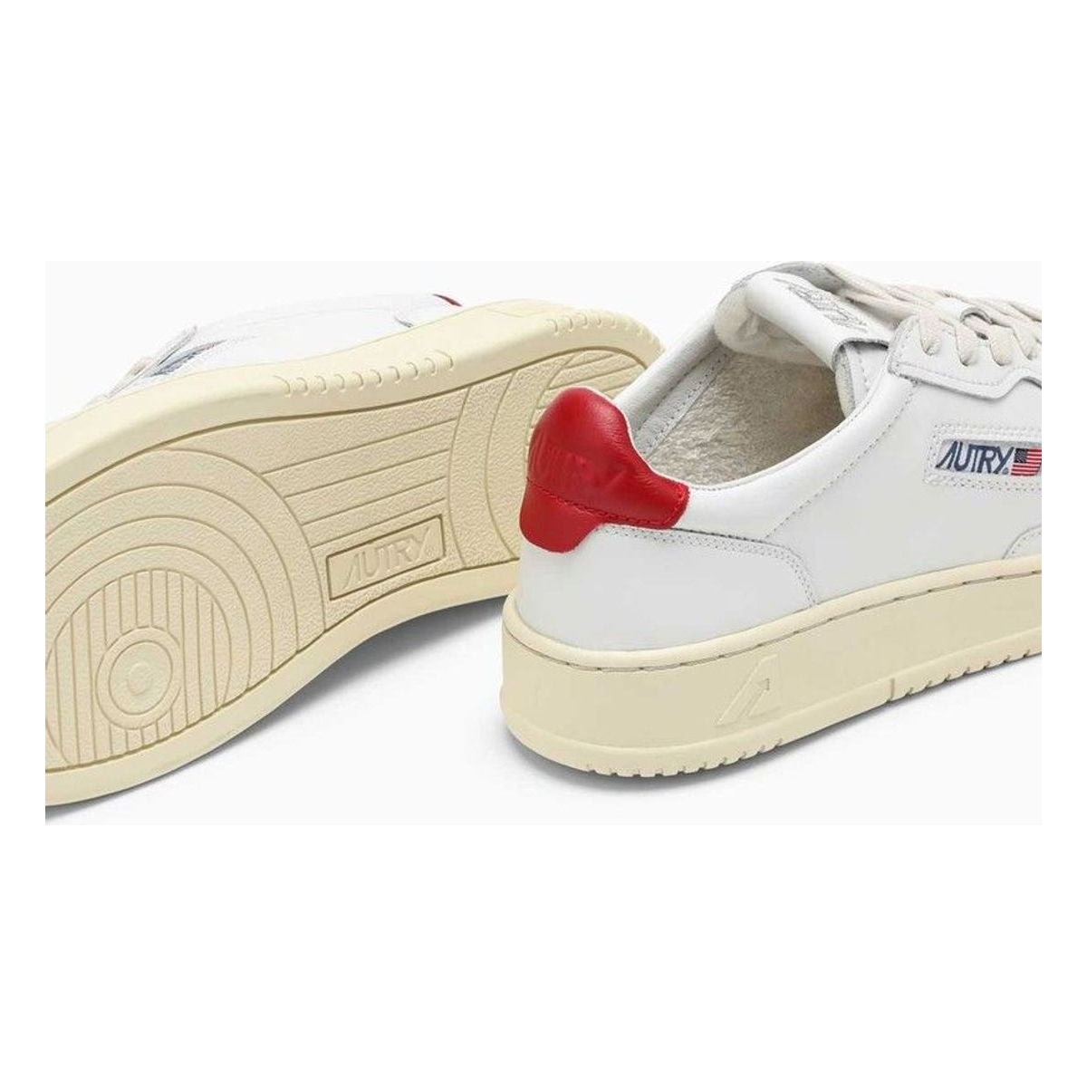 MEDALIST WHITE/RED TRAINER