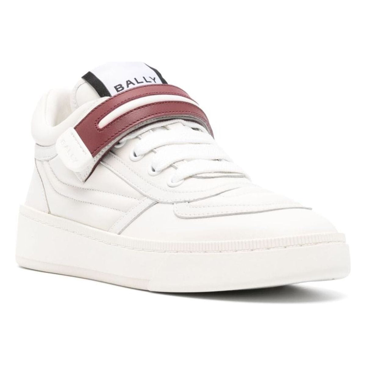 LEATHER SNEAKERS