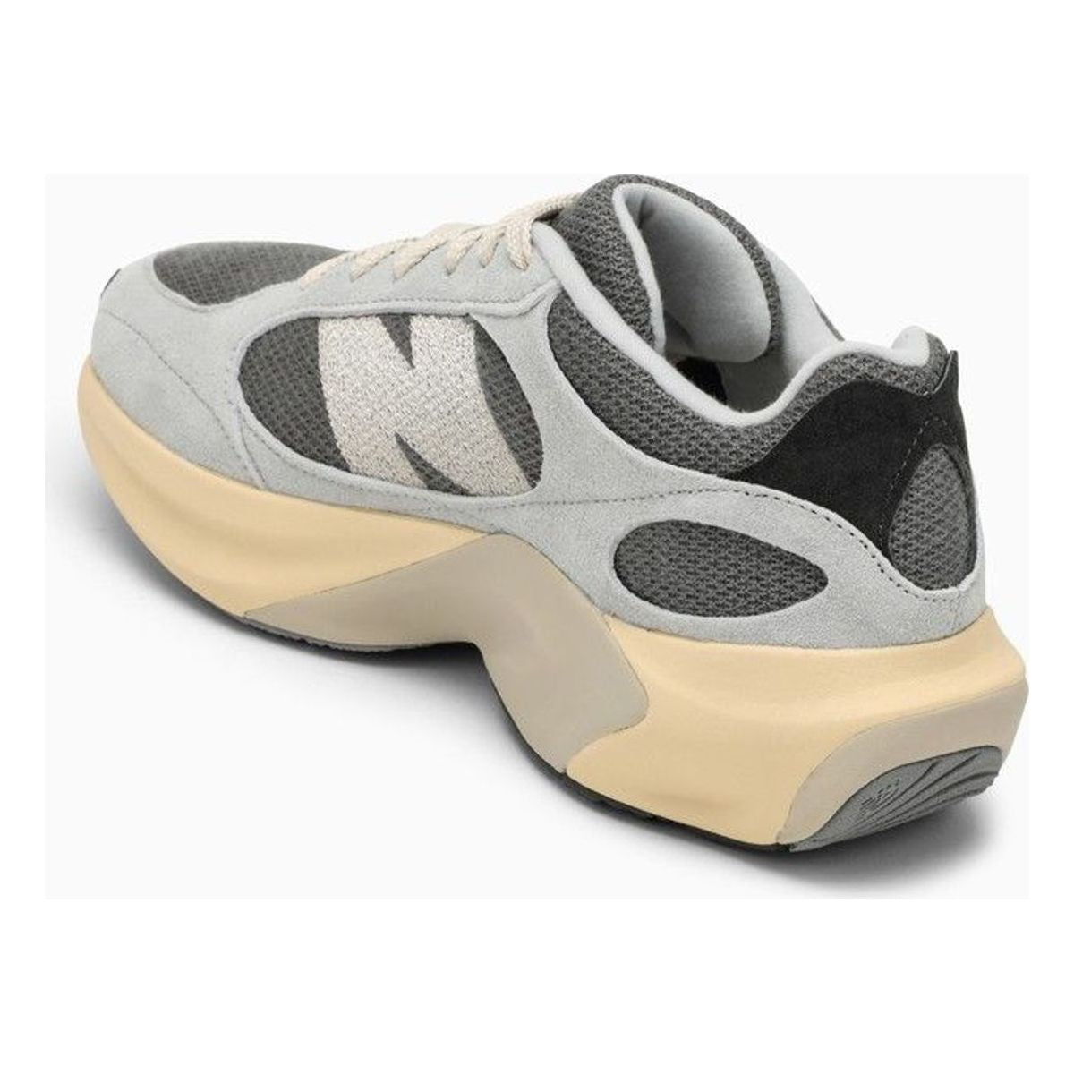 LOW WRPD RUNNER GREY TRAINER