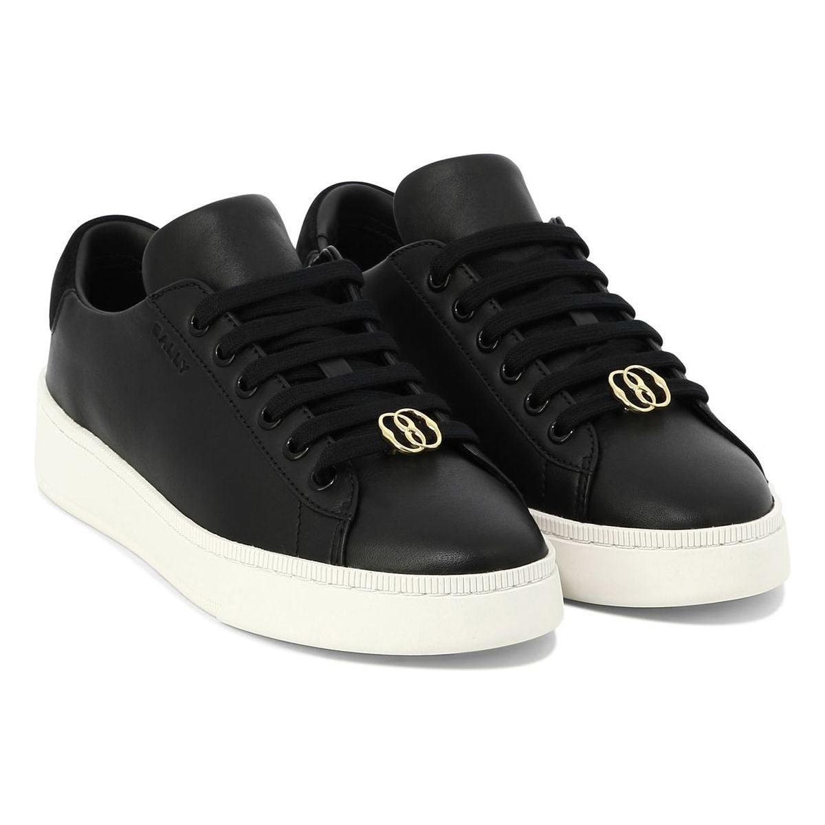 "RYVER" SNEAKERS