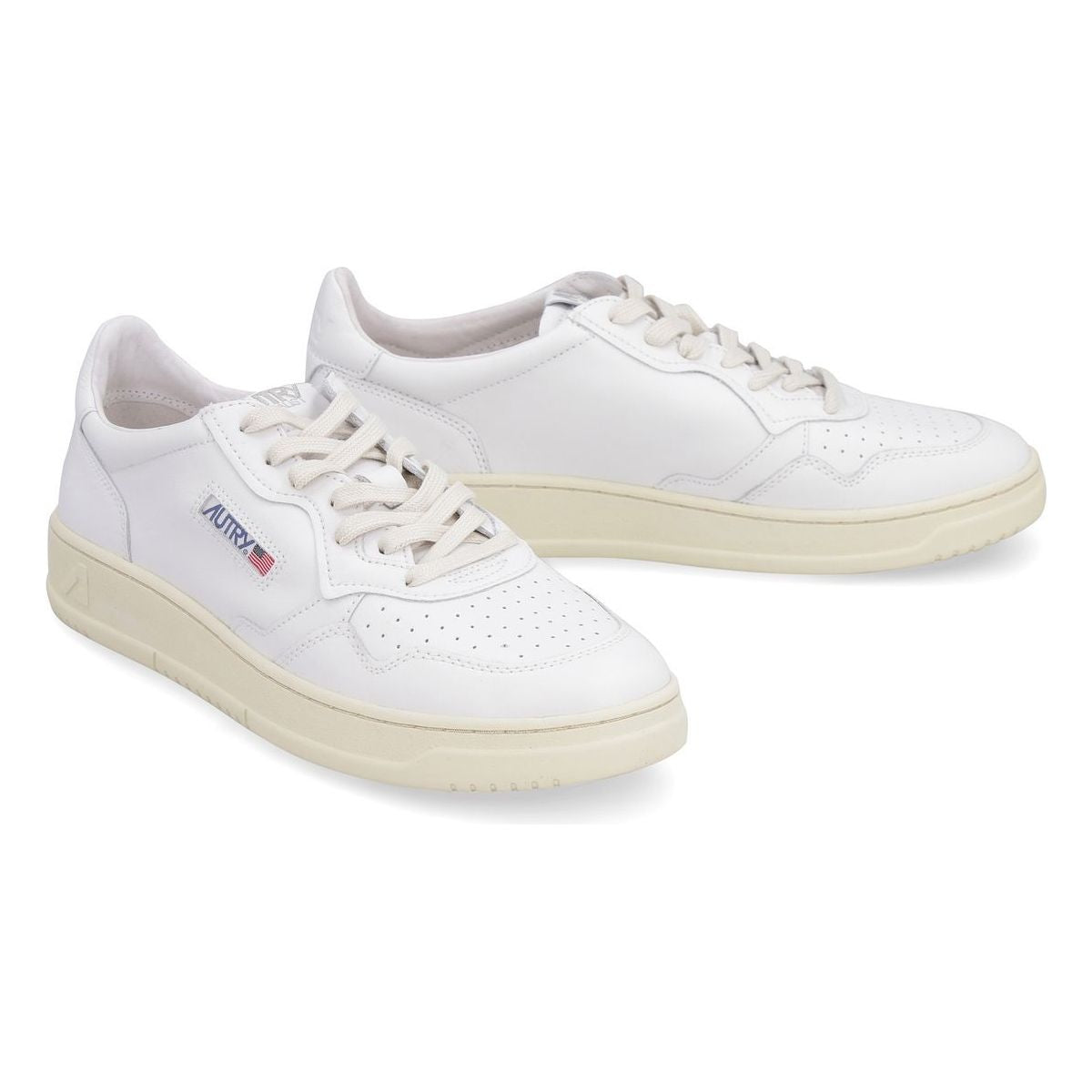 WHITE LEATHER MEDALIST SNEAKERS