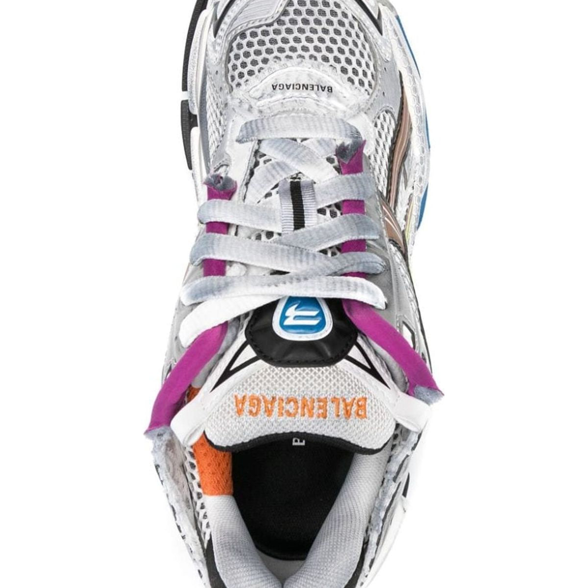 RUNNER SNEAKERS