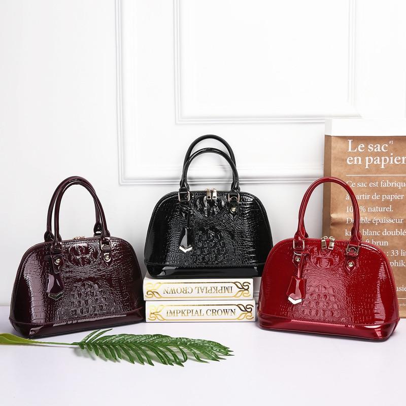 SM - 2025 CLUTCHES BAGS FOR WOMEN CS002