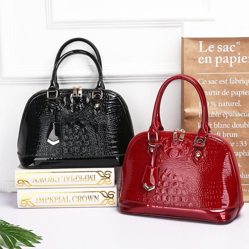 SM - 2025 CLUTCHES BAGS FOR WOMEN CS002