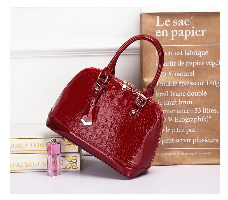 SM - 2025 CLUTCHES BAGS FOR WOMEN CS002