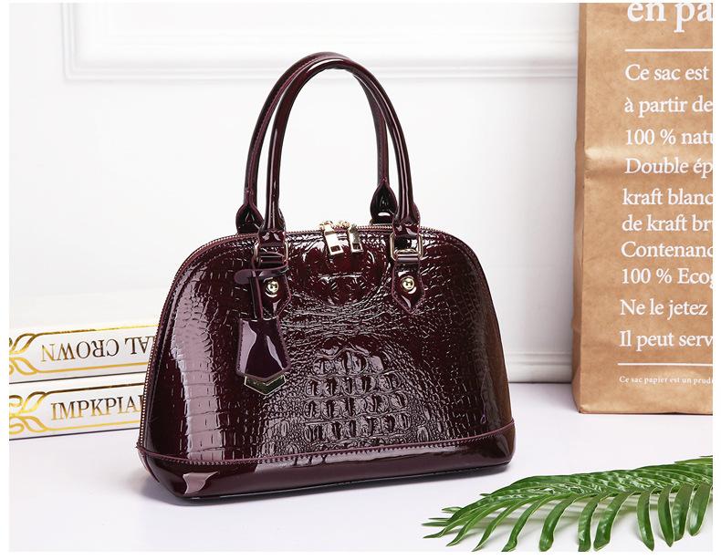 SM - 2025 CLUTCHES BAGS FOR WOMEN CS002