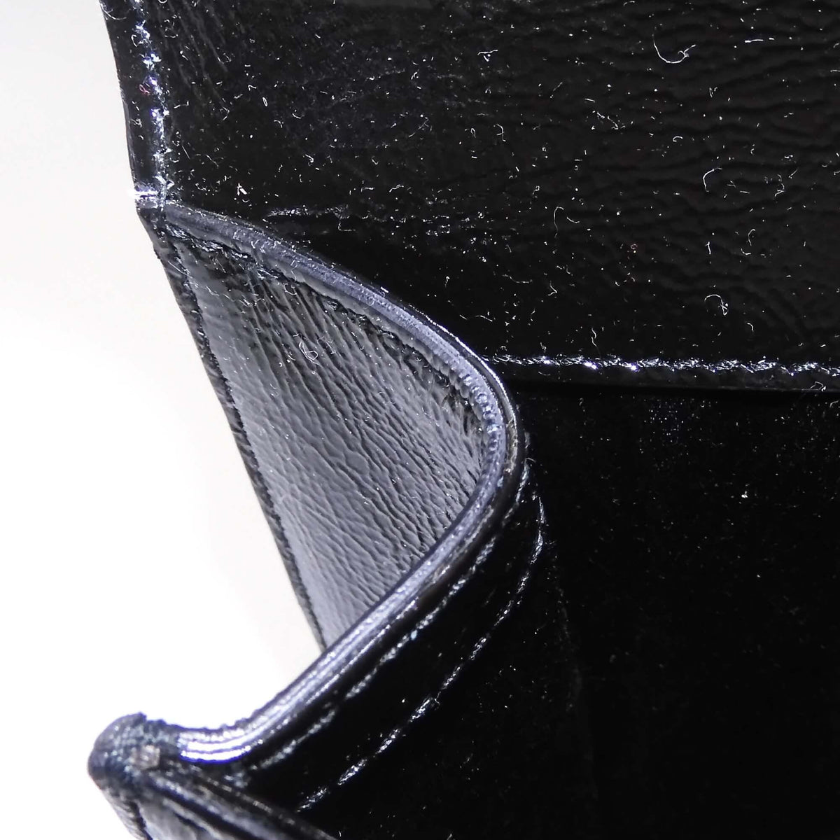 Belle De Jour Clutch Patent Black