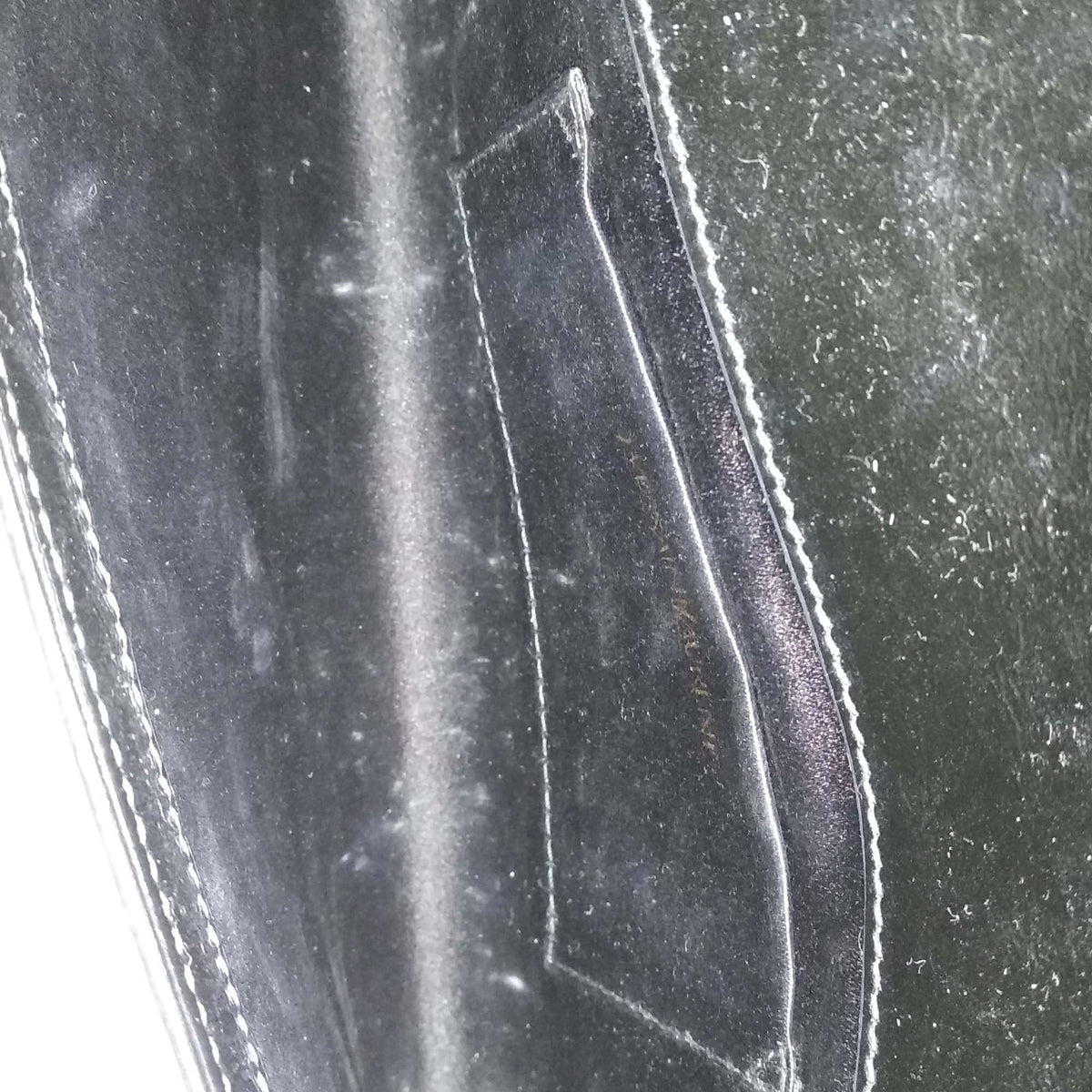 Belle De Jour Clutch Patent Black