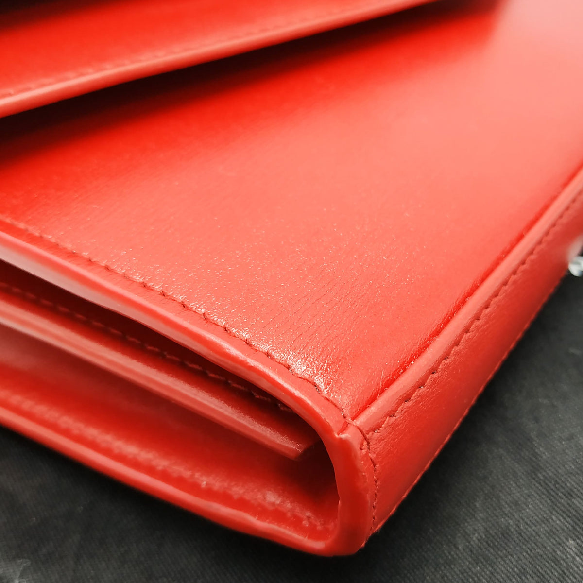 Sulpice Chain Wallet Eros Red