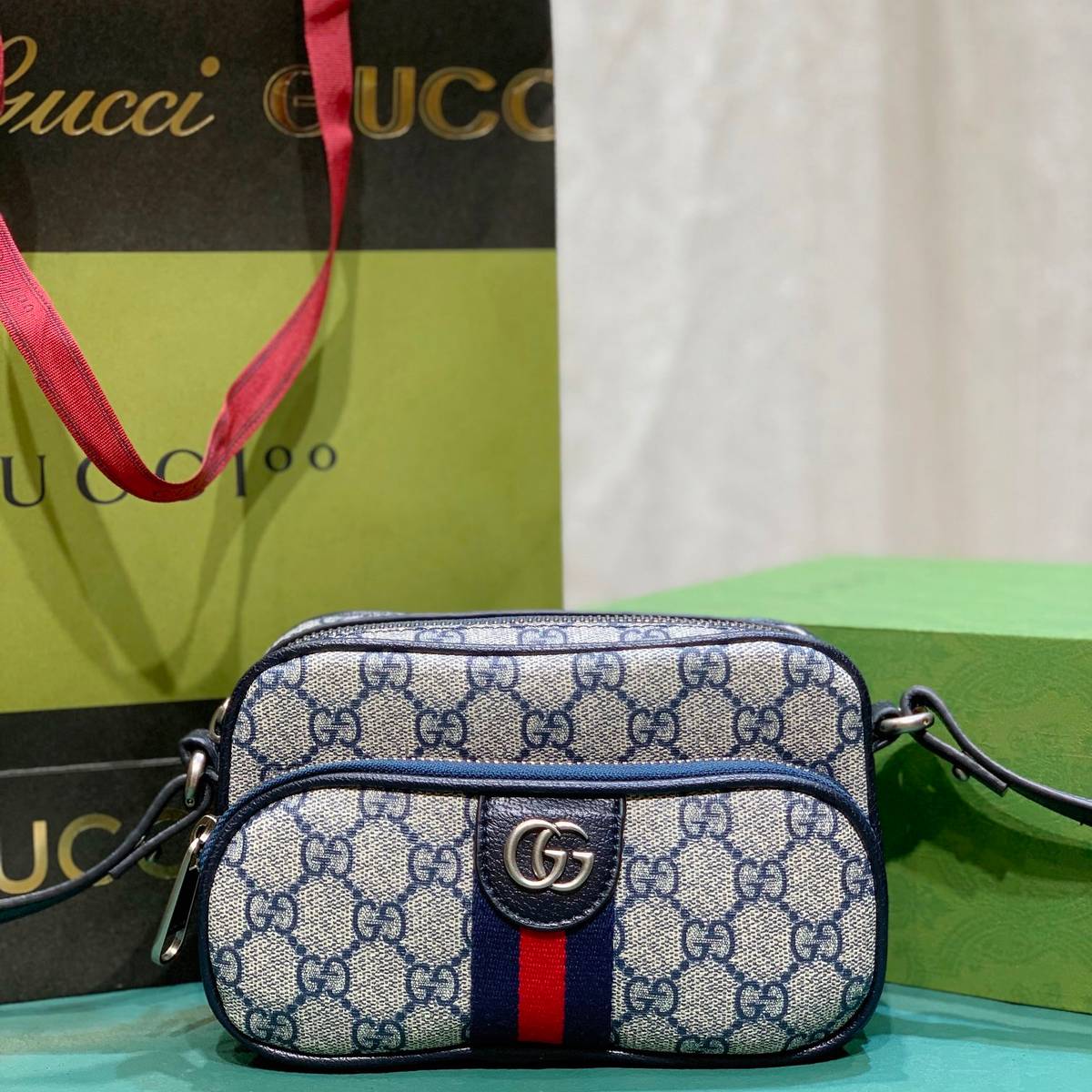 Elite Carryalls