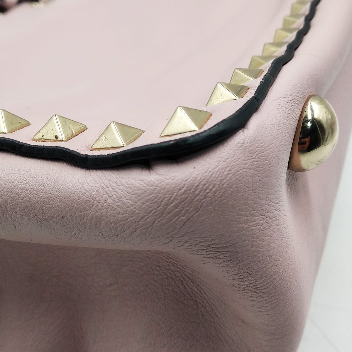 Medium Rockstud Tote Pink